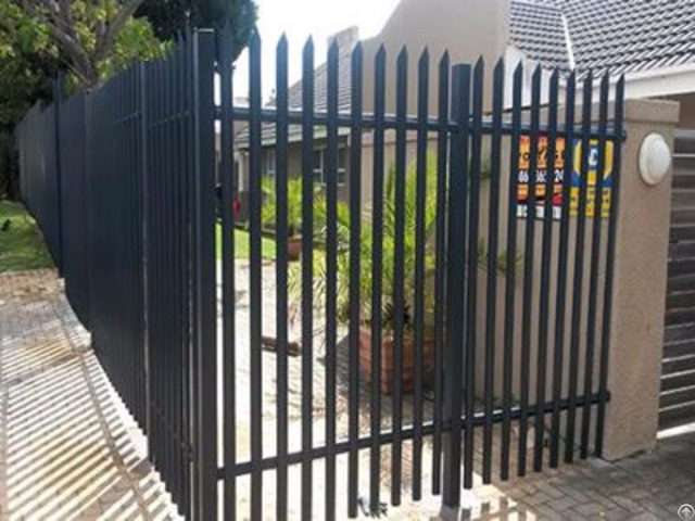 Pvc Palisade Fence With Bright And Beautiful Surface