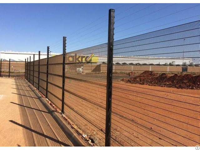 Vertical Wire With V Fold 358 Security Fence