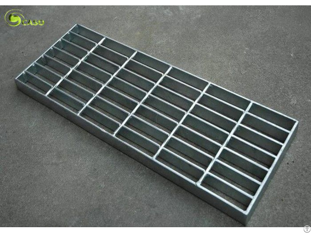 Industrial Galvanized Mesh Grating Plain Serrated Bar Grid Step Treads Plate