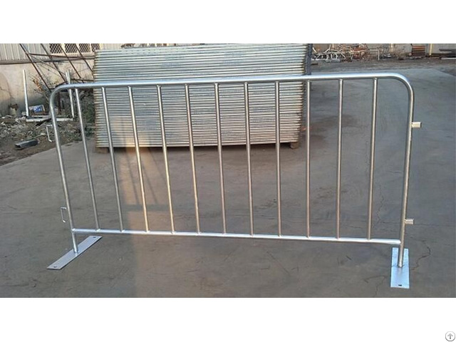 Crowd Control Barrier Mesh Product