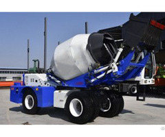 Self Loading Mixer Truck 1 2m3 Mixing Capacity