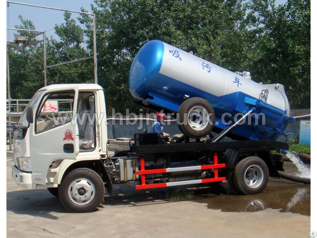 Dongfeng 3000 Litres Vacuum Tank Truck