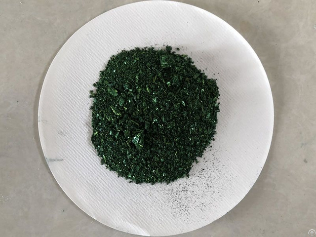Basic Green 4 2437 29 8