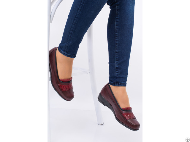 Women Leather Shoes Burgundy Color