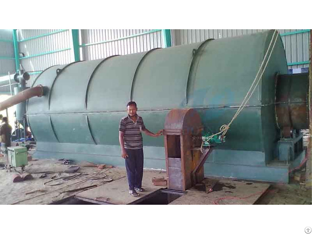 Waste Plastic Pyrolysis Plant Project In Bangladesh