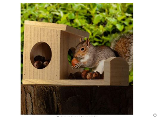 Wood Squirrel Feeder