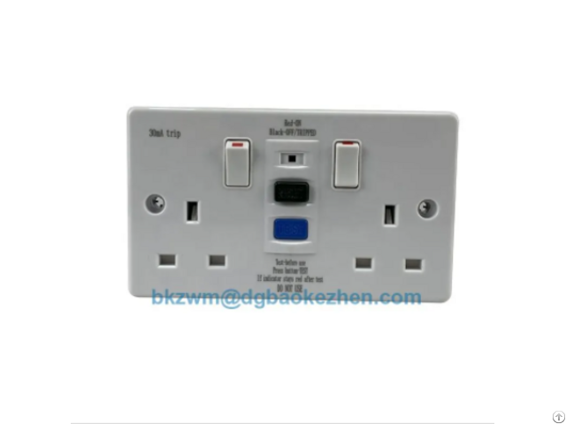 Double Plastic Rcd Socket With Switch