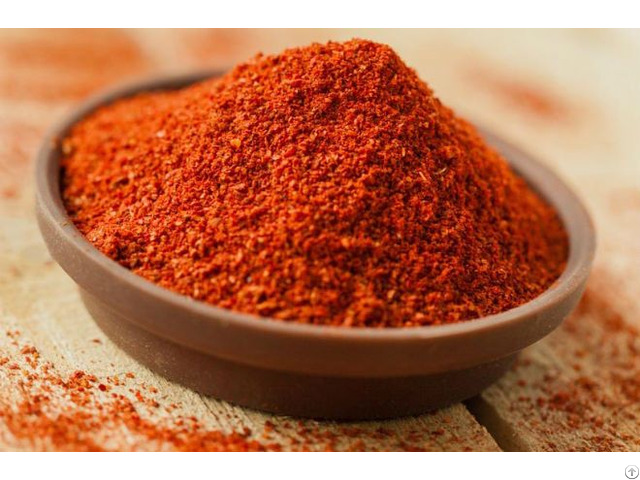 100% Dried Crushed Red Chilli Flakes High Quality From Vietnam