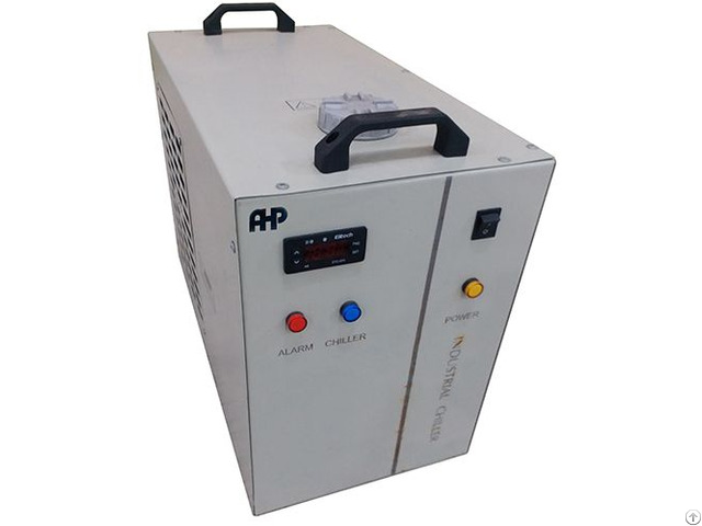 Laboratory Chiller