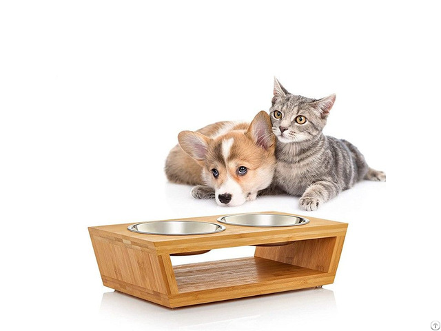 Wooden Pet Feeder
