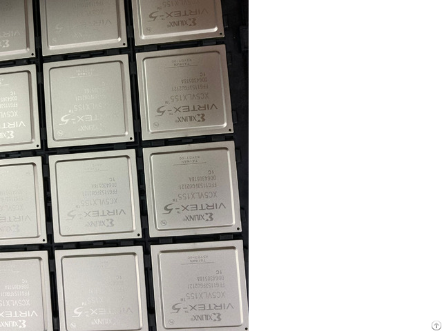 Xilinx Xc5vlx155 1ffg1153c