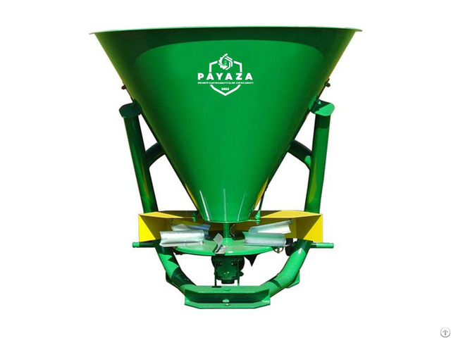 Fertilizer Spreader 4