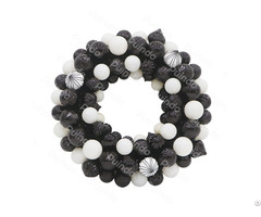 Puindo Wholesale Customized Black And White Christmas Ball Wreath