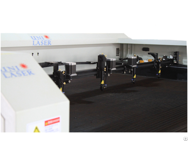 Four Heads Laser Cutting Machine