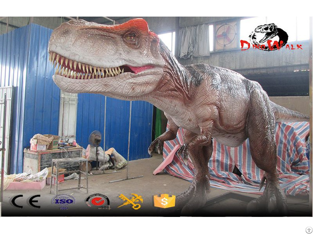 Long Animatronic Dinosaur Realistice Simulation