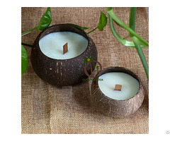 Coconut Scented Candle 84 33 645 3896