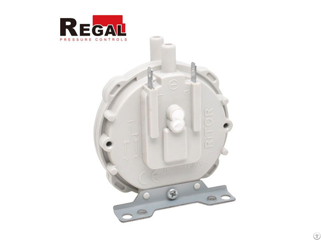A52t Air Differential Pressure Switch 0 2a 30vac No Nc