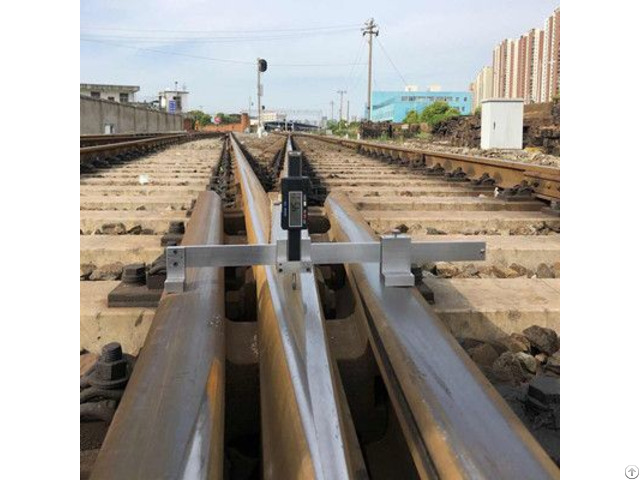 Digital Rail Frog Wear Gauge