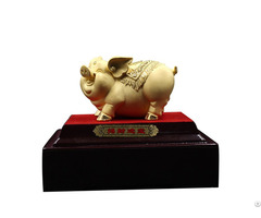 Velvet Sand Gold Crafts Golden Pig