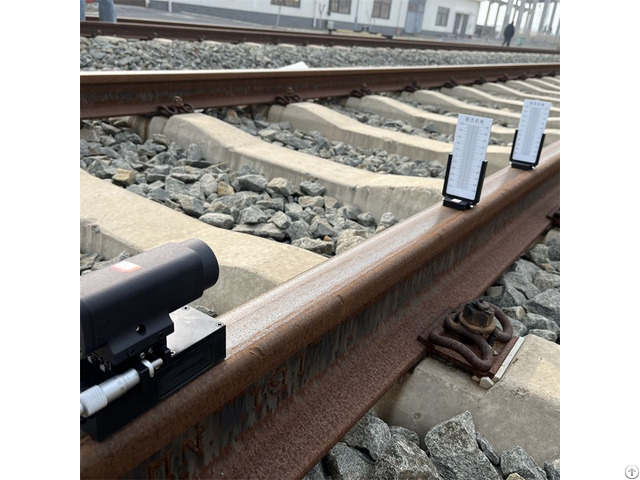 Portable Laser Alignment Device For Measuring Railway Track Level
