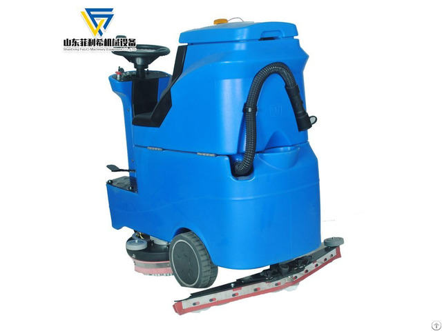 Small Driving Scrubber D6