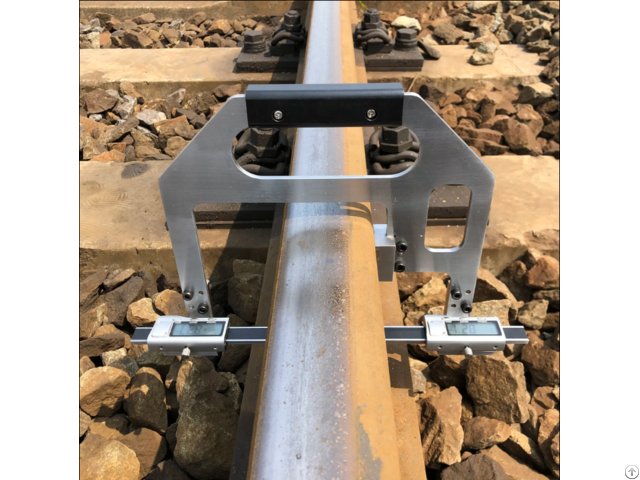 Digital Rail Wed Wear Offset Measuring Gauge