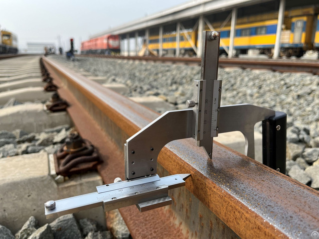 Lj Gm Mechanical Rail Head Wear Gauge