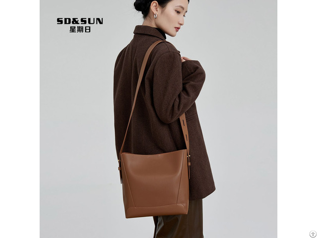 Factory Luxury Solid Color Genuine Cowhide Leather Bucket Shoulder Messenger Bag For Women