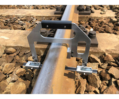 Lj Gk A Digital Rail Wed Wear Offset Measuring Gauge