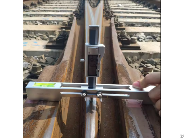 Digital Switch And Crossing Gauge For Rail Wear Measurement