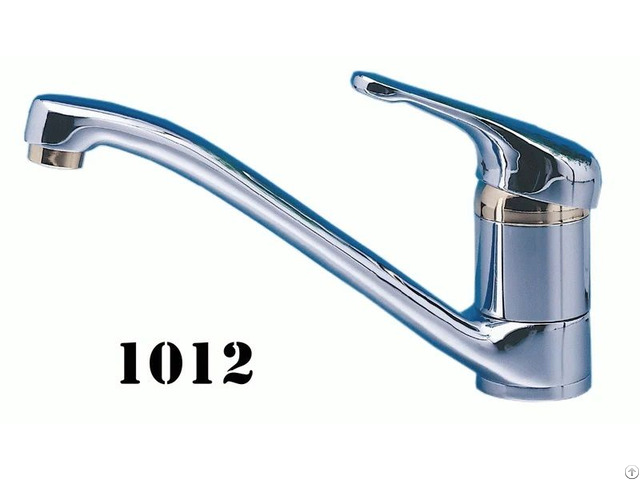 Single Handle Kitchen Faucet