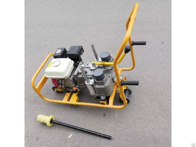 Lk 650 Rail Impact Wrench Coachscrewing Machine