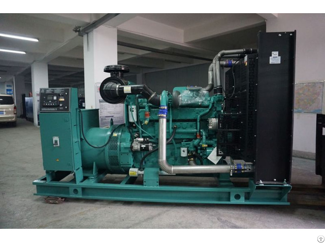 High Performance 600kw Standby Generator Set Powered By Cummins Diesel Engine