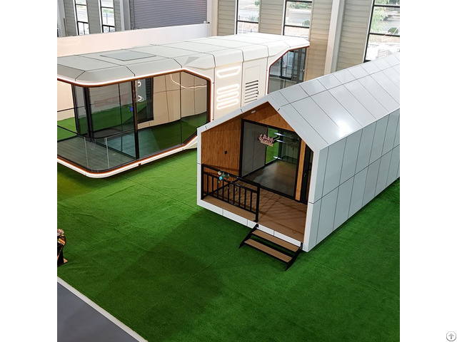 Internet Celebrity Container Room
