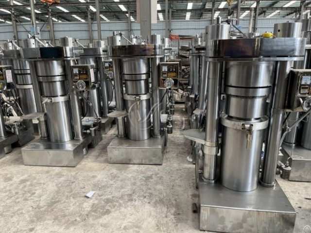 Hydraulic Oil Press Machines