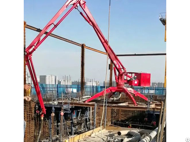 Spider Placing Boom
