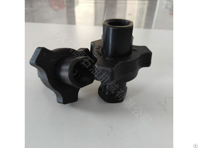 Self Sealing Fitting