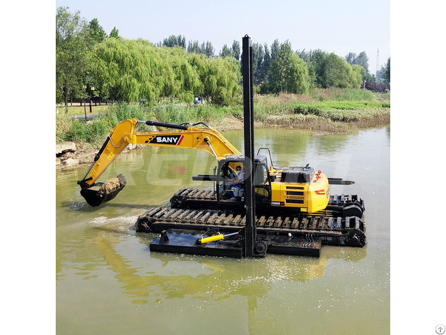 Amphibious Excavator