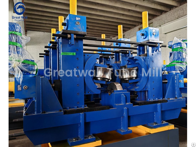 A Erw Welded Pipe Equipment Factory