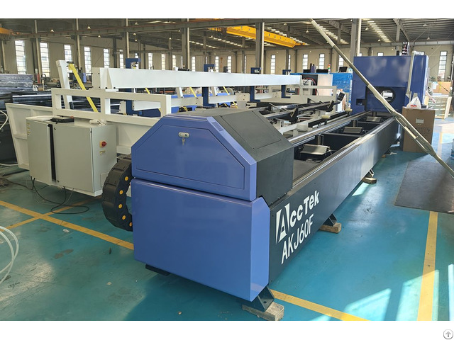 Acctek Metal Tube Laser Cutting Machine With Automatic Feeding Device