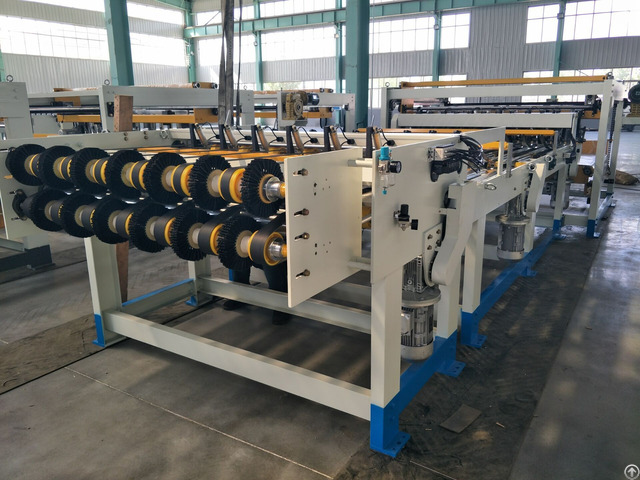 Stacker Machine Composed By Transport