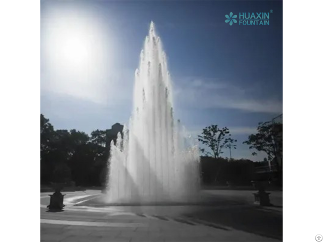 Interactive Dry Fountain System With Customized Water Effects