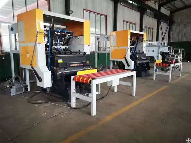 Fully Automatic Creasing And Die Cutter