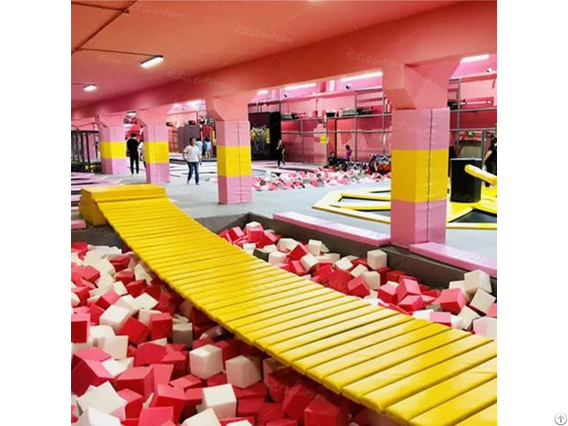 Indoor Interactive Swing Bridge Challenge