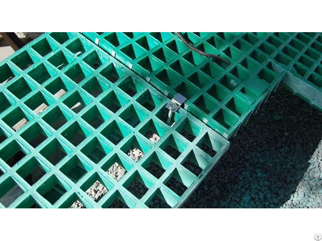 Fiberglass Grating Clips