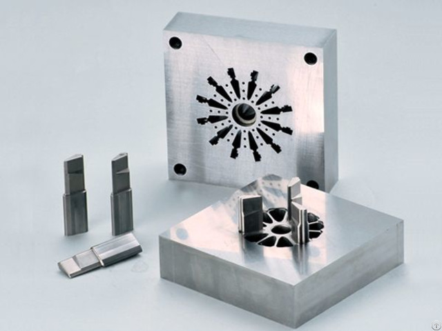 Edm Machining Part By Tungsten Carbide Mould Maker