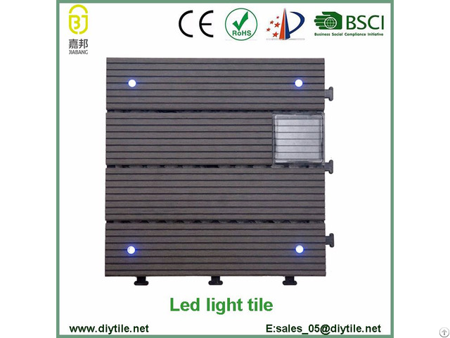 Outdoor Solar Light Wpc Interlocking Decking Tile