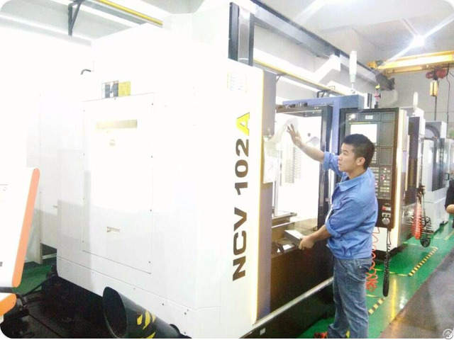 Injection Mould For Automotive Parts