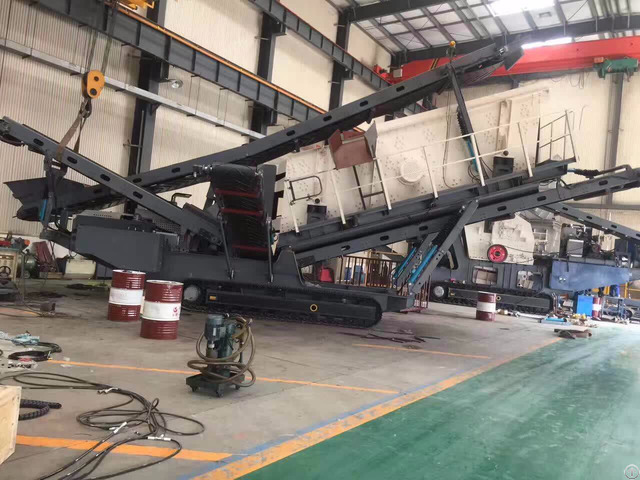 Screen Mobile Portable Track Mounted Impact Cone And Jaw Crusher Crawler