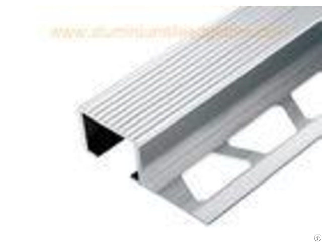 Exterior Aluminium Stair Tread Nosinganodized Matt Silver For Ceramic Wood Covering